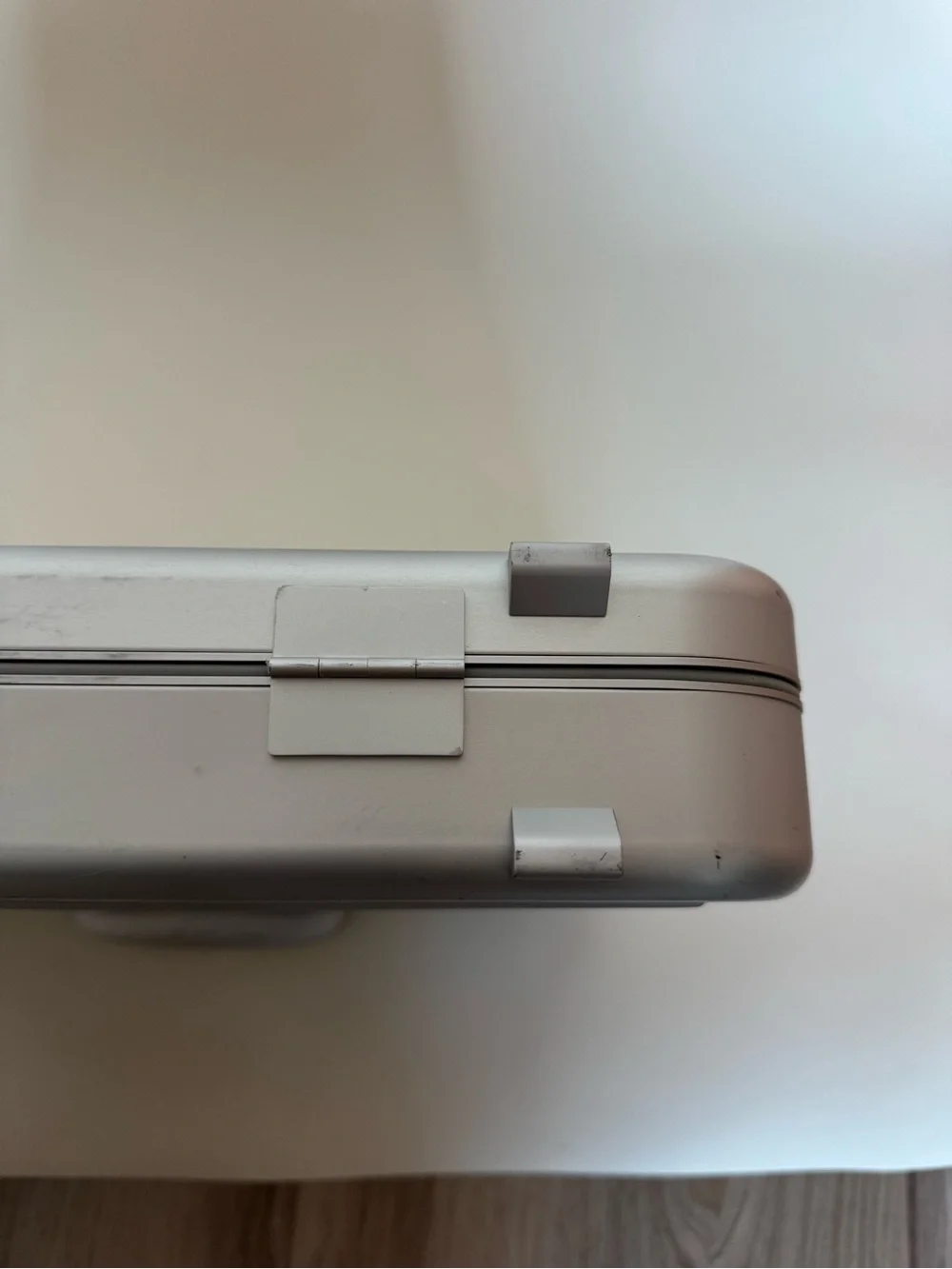 rimowa briefcase